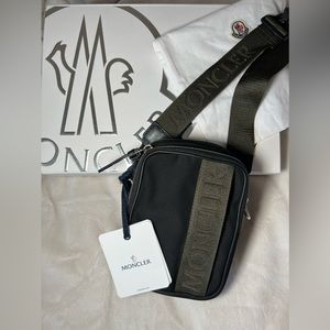 Monclear green detour men’s crossbody bag